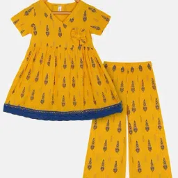 Kiddopanti Kids Yellow & Blue Printed Kurti Set-image-34