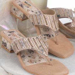 Mochi Women's Beige Thong Sandals-picture-46