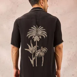 Masaba Men Relaxed Opaque Printed Casual Shirt-image-63