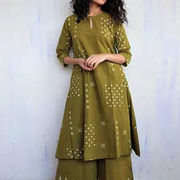 GoSriKi Geometric Printed Key Hole Neck A Line Kurta With Palazzos-picture-46