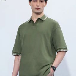 The Souled Store Green Relaxed Fit Solid Polo T-Shirt-image-55
