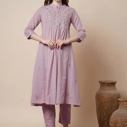 FASHOR Embroidered A-Line Pleated Tunic & Trousers Co-Ord Set-image-12