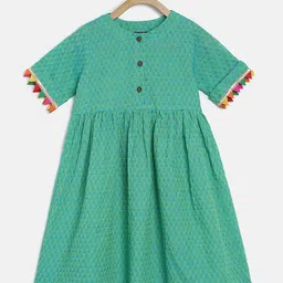 Twisha Girls Green Printed Fit and Flare Dress-image-51