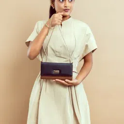 Strokes by Namrata Mehta Black & Charcoal Caramel Small Clutch-image-75