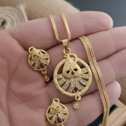 V.K.PAYAL.JEWELLERY Gold-Plated Stones-Studded Jewellery Set-picture-1