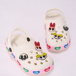 Pantaloons Junior Girls Self Design Clogs-image-83