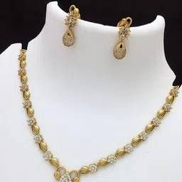 Rujve Jewellery Gold Plated Stones Studded Jewellery Set-picture-48