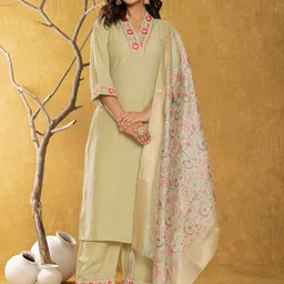 Yufta Floral Embroidered Straight Kurta With Trousers & Dupatta-picture-32