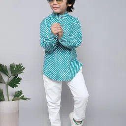 BAATCHEET Boys Printed Regular Pure Cotton Kurta with Pyjamas-0
