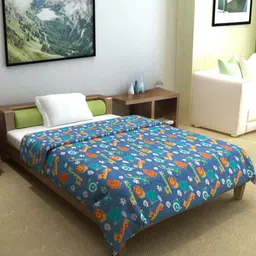 Divine Casa sleepy safari Blue Printed 120 GSMCotton Reversible Single Bed Comforter-image-41
