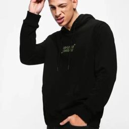 Bewakoof Men Black Fleece Relaxed Fit Graphic Sweatshirt-image-18