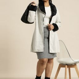 Qurvii+ Plus Size Front-Open Overcoat with Faux Fur Trim image 5