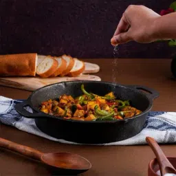 The Indus Valley Black Cast Iron Fry Pan - Set of 1-7