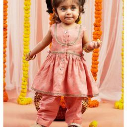 Vastramay Silk Blend Jacquard Sleeveless Kantha Work Detailed Kurta & Pyjama Set-Pink-image-74