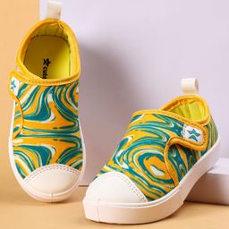 Cute Walk by Babyhug Casual Shoes with Velcro Closer & Abstract Closer - Yellow-image-15
