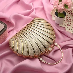 Toobacraft Shell Shaped Envelope Clutch-picture-6