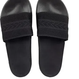 Pampy Angel Men Black Flip Flops-picture-32