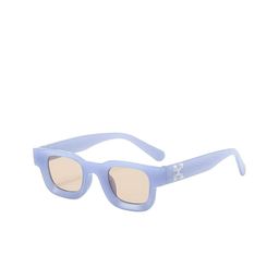 AUGEN Unisex Brown Lens & Blue Wayfarer Sunglasses with-8