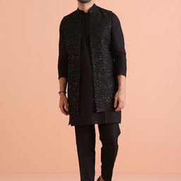 KISAH Men Regular Sequinned Kurta with Trousers-19
