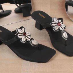 Mochi Women's Black T-Strap Sandals-image-79