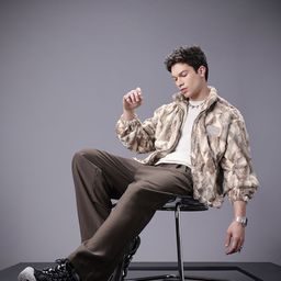 SOKO STREET Colourblocked Tailored Jacket-picture-35