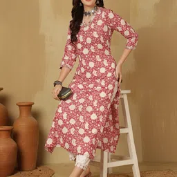 GLAM ROOTS Floral Printed V-Neck Sequinned Pure Cotton Straight Kurta-image-19