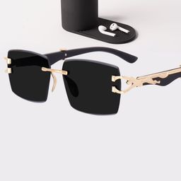 LEGEND EYEWEAR Unisex Square Sunglasses With UV Protected Lens SGLHFS4JTGSNF8Q4-image-89