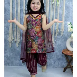 BownBee Halter Neck Floral Printed Kurta With Harem Pant & Dupatta - Purple-picture-43