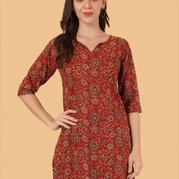 Brownverse Ethnic Motifs Printed V-Neck Pure Cotton Kurti-23
