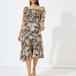 Styli Floral Printed Square Neck Puff Sleeves Sheath Midi Dress-image-61
