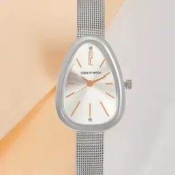 JOKER & WITCH Women Dial & Stainless Steel Straps Digital Watch AMWW1010-31