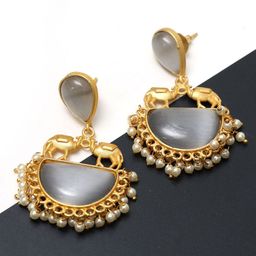 Ozanoo Teardrop Shaped Jhumkas Earrings-10
