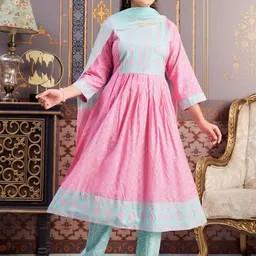 BAESD Girls Geometric Printed Pleated Round Neck Anarkali Kurta-picture-6