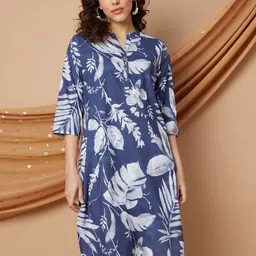 Melange by Lifestyle Women Printed Flared Sleeves Mirror Work Kurta-picture-19