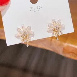 Adornity Floral Studs Earrings-21
