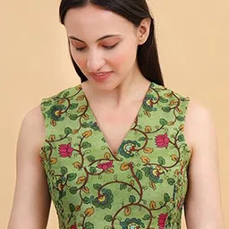 Frolic Rolic Floral Printed V-Neck Saree Blouse-picture-46