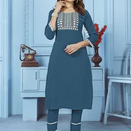 DIVASTRI Women Floral Embroidered Regular Gotta Patti Pure Cotton Kurta with Trousers-image-83