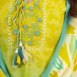 Anouk Floral Printed Tie-Up Neck Regular Thread Work Kurta With Trouser With Dupatta image 5