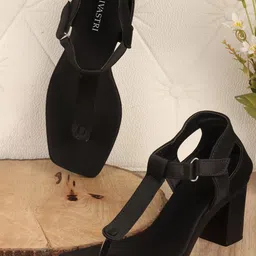 DIVASTRI Block Sandals image 4