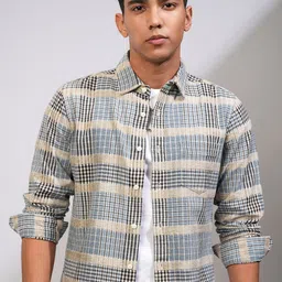 HIGHLANDER Men Spread Collar Checked Casual Shirt-image-66