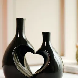 ArteCasa 2Pcs Black Glossy Ceramic Heart Shaped Vases-image-12