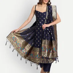 VredeVogel Women Woven Design Kurta with Trousers & Dupatta-45