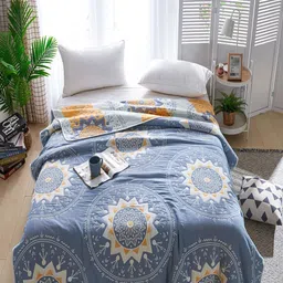 JC HOME Blue & White Ethnic Motifs AC Room 400 GSM Double Bed Quilt-picture-4