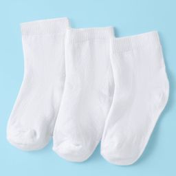 Cute Walk by Babyhug Ankle Length Antibacterial Cotton Socks Pack Of 3 - White-image-43