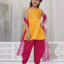 Little Bansi Cotton Sleeveless Floral Embroidered & Gota Lace Embellished Kurta With Dhoti & Dupatta Set - Yellow-image-55