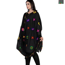 Kemza Selection Of 2 Embroidered Bandhani Dupatta with Phulkari-picture-44