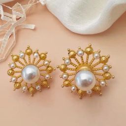 Abdesigns Classic Gold-Plated Stud Earrings-11