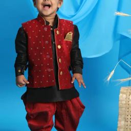 VASTRAMAY Boys Maroon Embellished KurtaSets-image-59