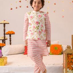 Pspeaches Full Sleeves All Over Flower Motif Printed Kurta With Seamless Floral Roses & Leaf Swirl Printed Jacket With Pyjama  - Off White-image-69