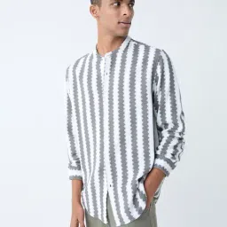 ETA by Westside Olive Embroidered Resort-Fit Cotton Shirt-picture-42